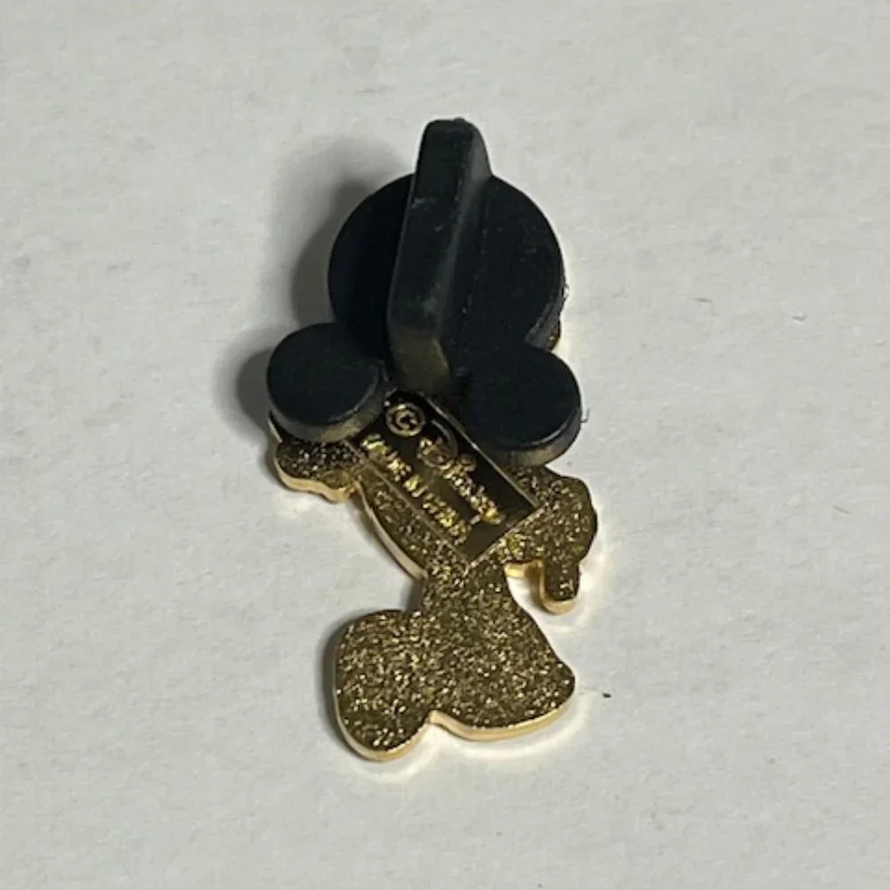 VTG Disney Pinocchio Walking Lapel Hat Vest Pin Gold Tone 1.25